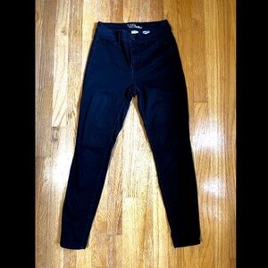 5/$20 or 2/$10!! Black High Rise Ankle Jeggings